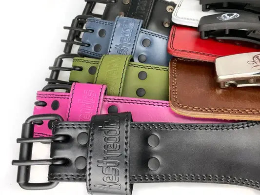 Your Guide to the Right Weightlifting Belt | Builtathletics.com | aesthreadics belt, gym belt, powerlifting belt, weightlifting belt