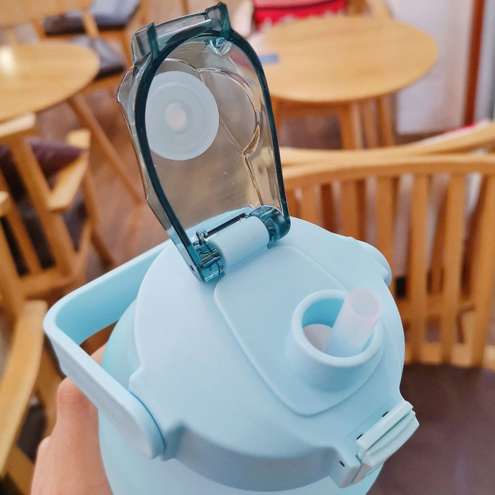2L Large Capacity Water Bottle Straw Cup Gradient Color